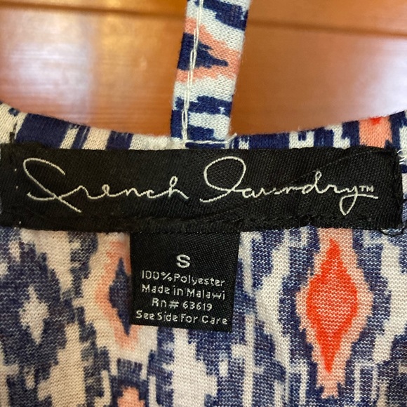 French Laundry Shirt - Colorful Print - Lace Detail - Sleeveless - Picture 4 of 6